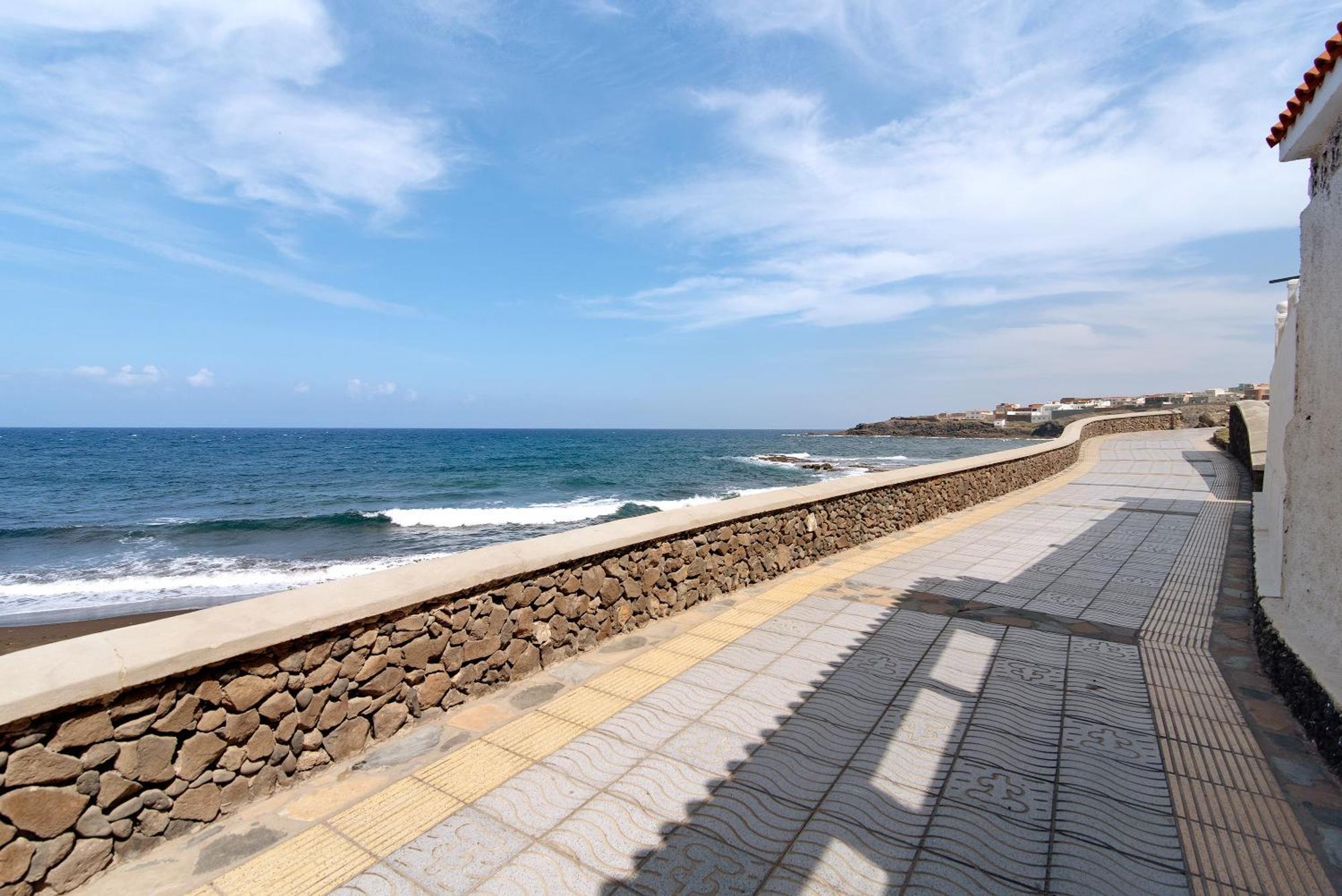 Апартаменти Playa Del Hombre Екстер'єр фото